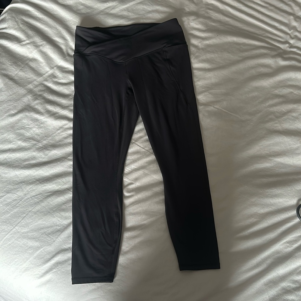 Fabletics Oasis PureLuxe HW Crossover 7/8 Legging